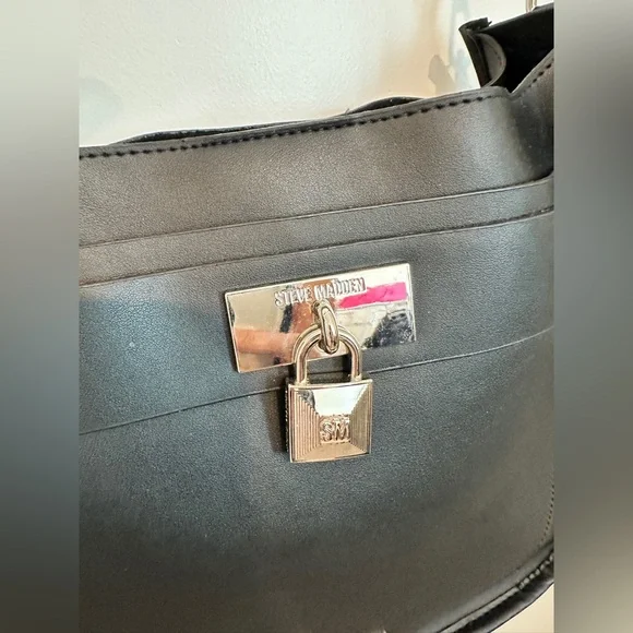 NWT- STEVE MADDEN Black Bjessi Crossbody Bag - Picture 7 of 16